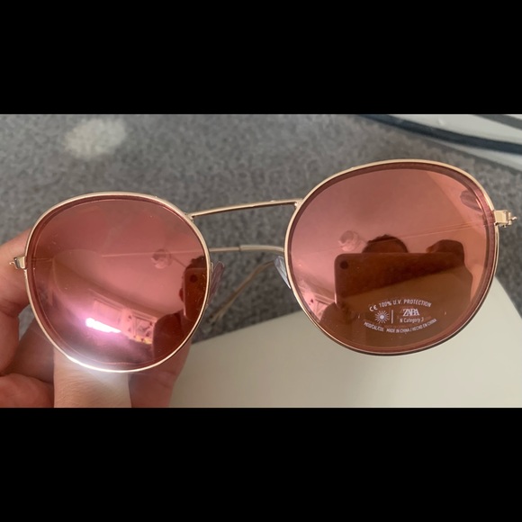 Sunglases from Zara - Picture 2 of 3